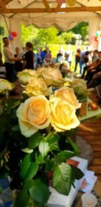 Didelė rožių puokštė, padėka mokytojai